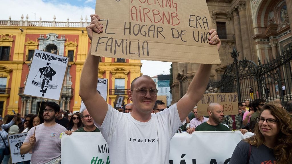 Malagalaiset osoittivat mieltään massaturmismia vastaan marraskuun alussa