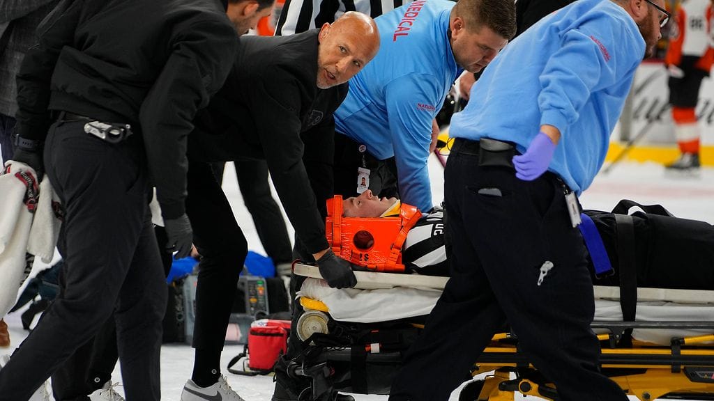 Dunning vietiin sairaalaan.