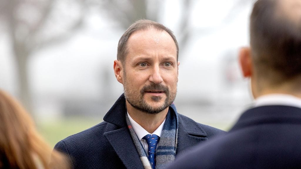 Kruununprinssi Haakon korosti, että poliisille ja oikeusjärjestelmälle on annettava työrauha