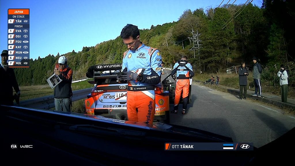 Näin Thierry Neuville reagoi kuullessaan siirtymätaipaleella MM-tittelin varmistumisesta