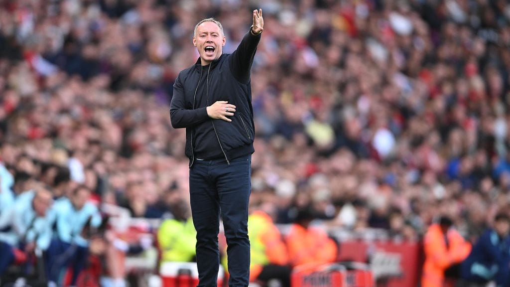 Steve Cooper sai potkut Leicesterin peräsimestä.