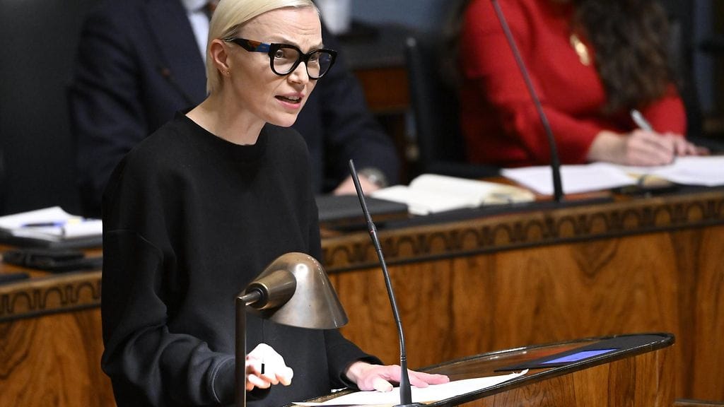 LK261124 Minja Koskela, vasemmistoliitto