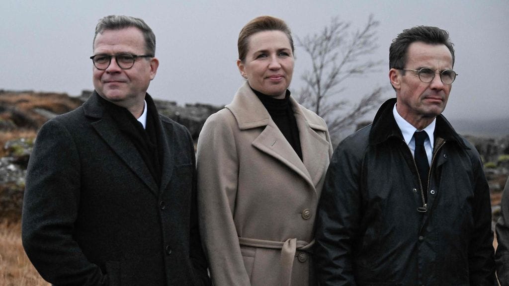Suomen pääministeri Petteri Orpo, Tanskan pääministeri Mette Frederiksen ja Ruotsin pääministeri Ulf Kristersson pohjoismaiden neuvoston kokouksessa Islannissa lokakuussa 2024.