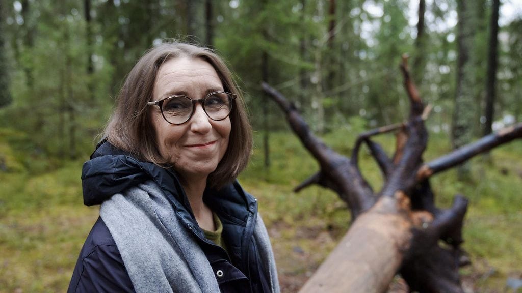 Lasten- ja nuortenkirjallisuuden Finlandia-palkinnon voittaja Päivi Lukkarila Tampereella 26. marraskuuta 2024. Lukkarila palkitaan teoksestaan Skutsi (Nokkahiiri).