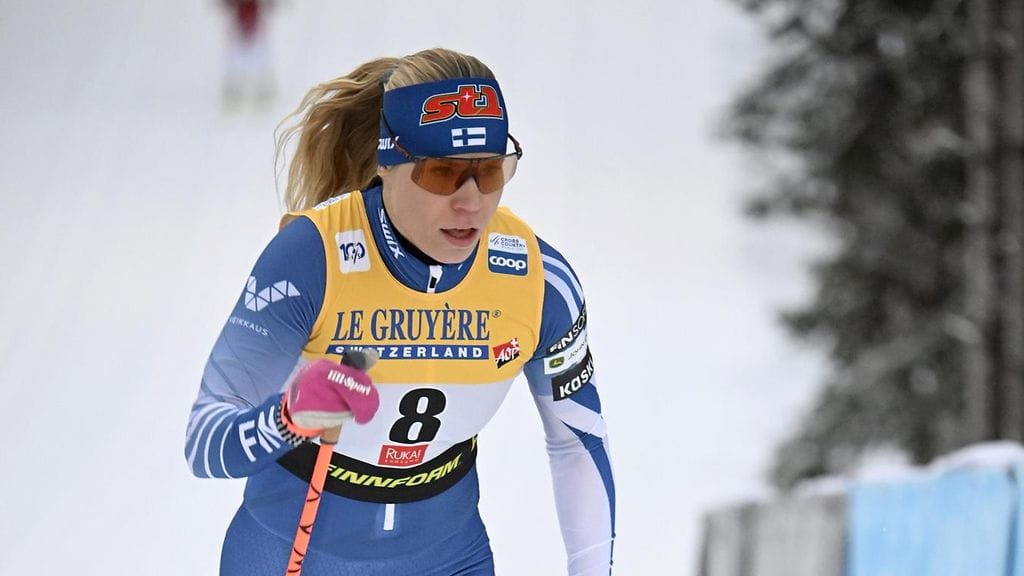 Jasmi Joensuu hiihtää ainoana suomalaisnaisena Rukan sprintin finaalissa.