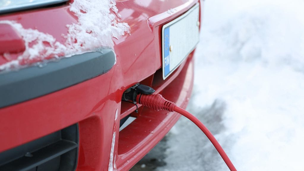 Moni laittaa auton uskollisesti piuhan päähän vielä vuosia sen jälkeen, kun lämmitin on sanonut sopimuksensa irti.