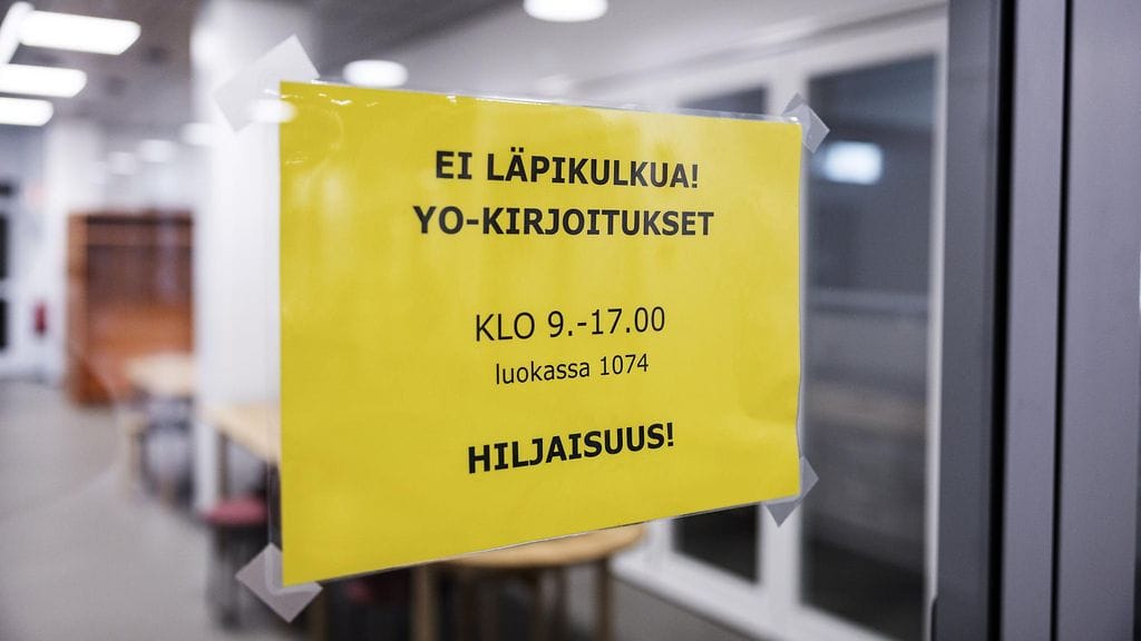Ylioppilaskirjoitukset Helsingin kielilukiossa Myllypurossa 11. syyskuuta 2023.