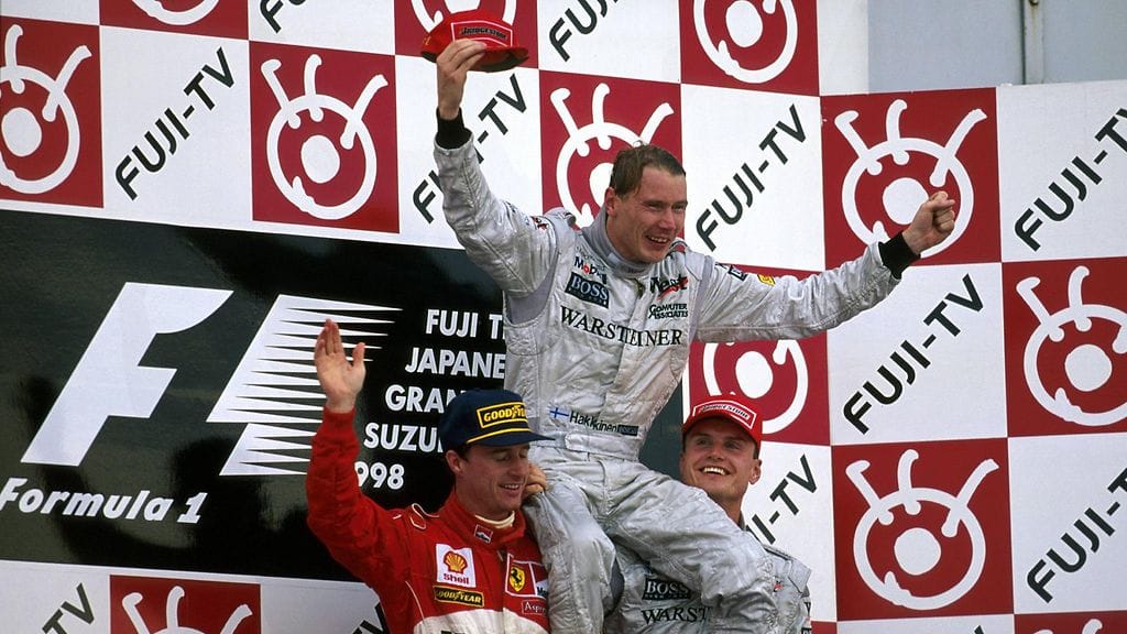 Mika Häkkisestä tuli maailmanmestari Suzukassa marraskuussa 1998.