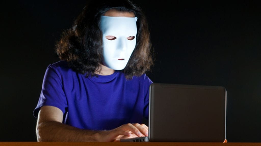 Nykyajan vakoojat ovat tietokonehakkereita.