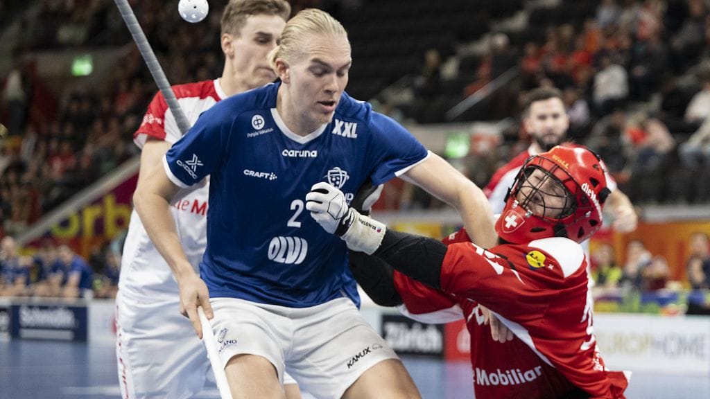 Aaro Astala teki kaksi maalia Slovakian verkkoon. (Arkistokuva)