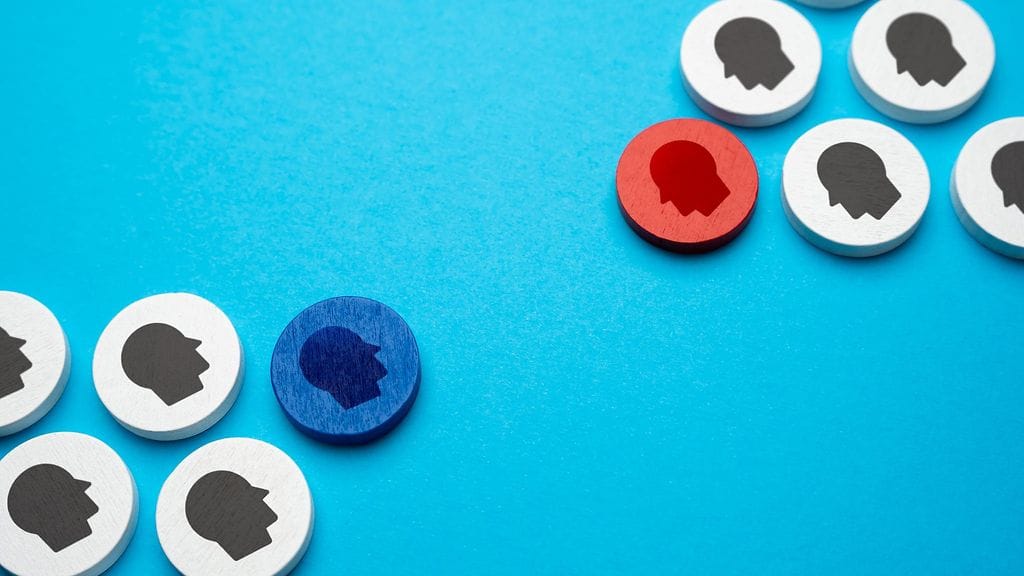 Polarisaatio jakaa ihmiset kahtia.