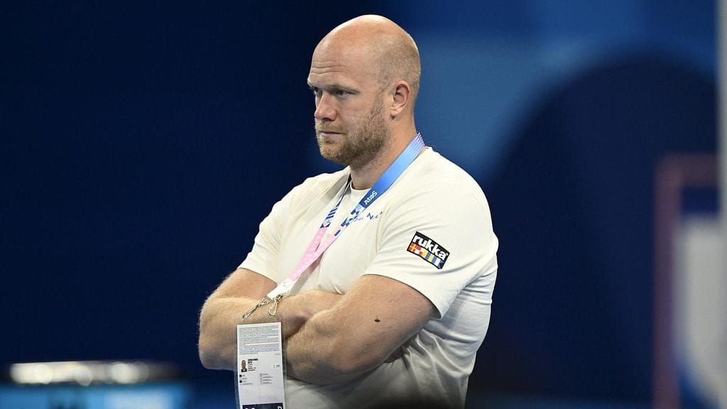 Uinnin päävalmentajana kesäkuusta 2022 toiminut Eetu Karvonen lopettaa pestissään tämän vuoden lopussa.