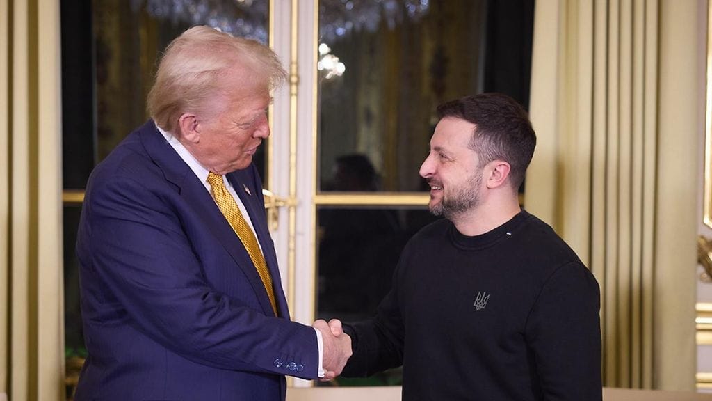 Yhdyvaltain tuleva presidentti Donald Trump ja Ukrainan presidentti Volodymyr Zelenskyi tapasivat Ranskassa 7.12.2024.