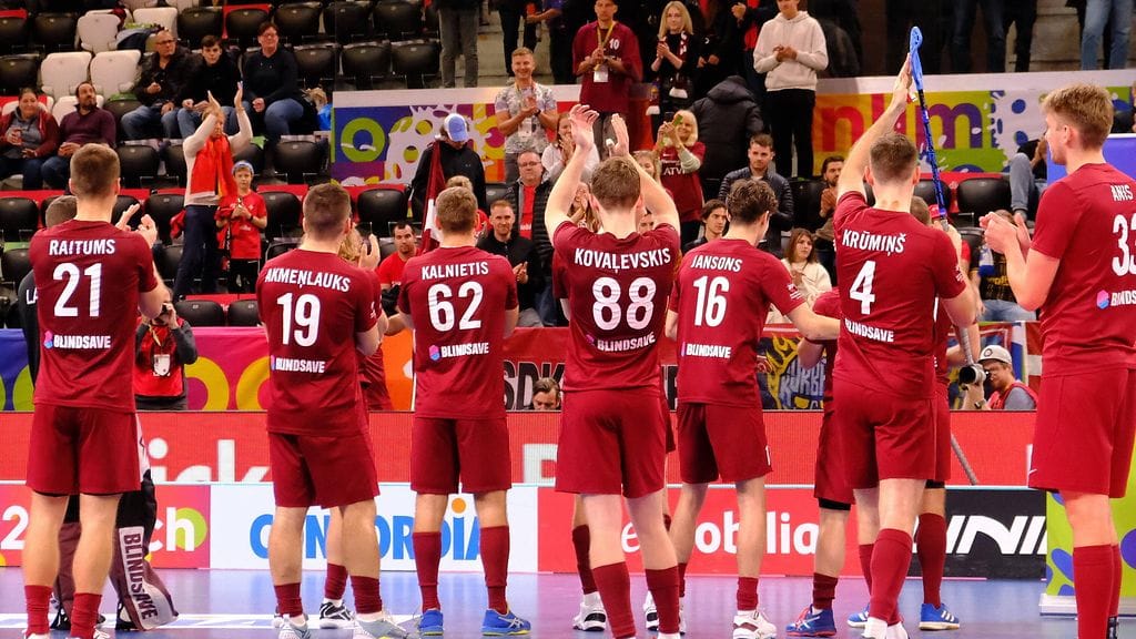 Latvian salibandymaajoukkue teki historiaa.