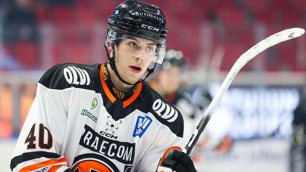 Petteri Nurmi siirtyy HPK:sta HIFK:n takalinjoille.