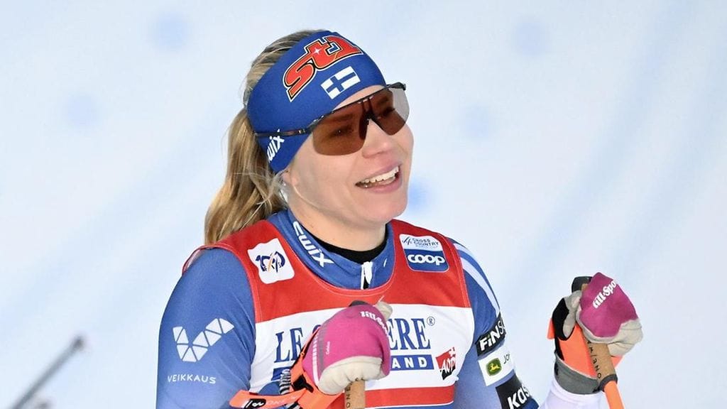 Menestyshaaveet näyttävät lepäävän Jasmi Joensuun harteilla.