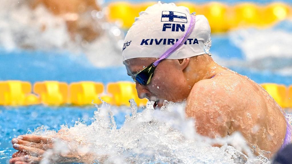 Veera Kivirinta kisaa sunnuntaiaamun MM-finaalissa.