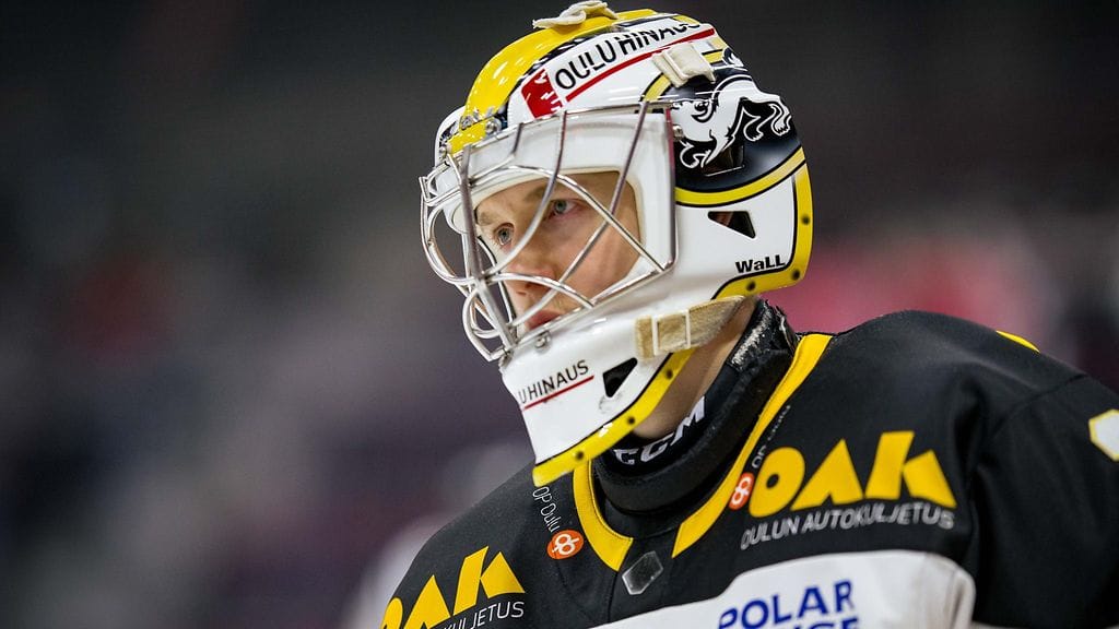 Leevi Meriläinen lähti Pohjois-Amerikkaan Oulun Kärpistä.