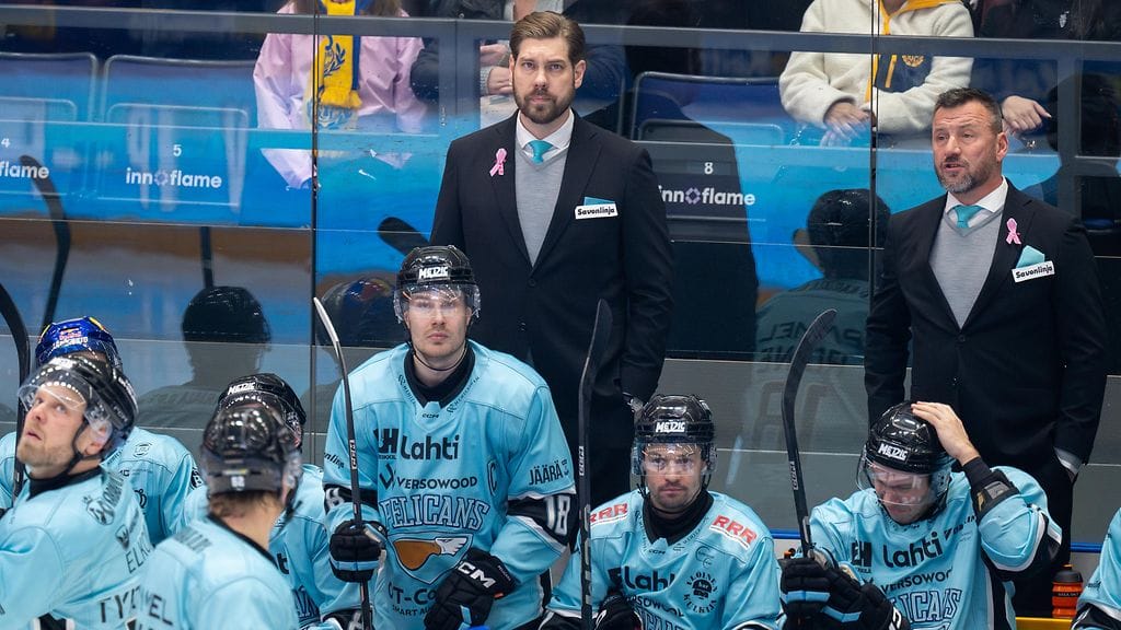 Pelicans kyntää SM-liigassa.