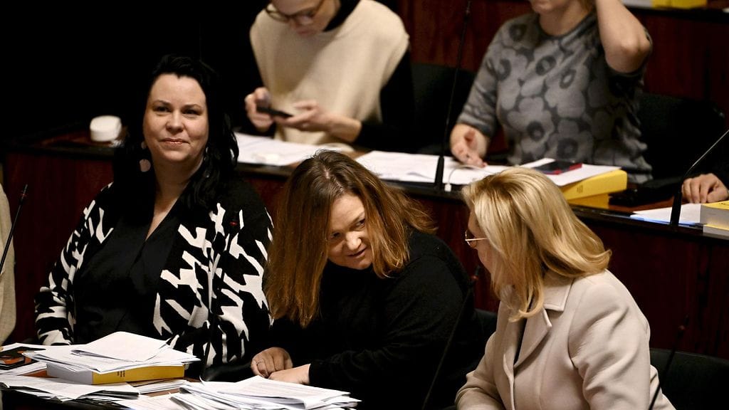 1712 LK KRISTA KIURU