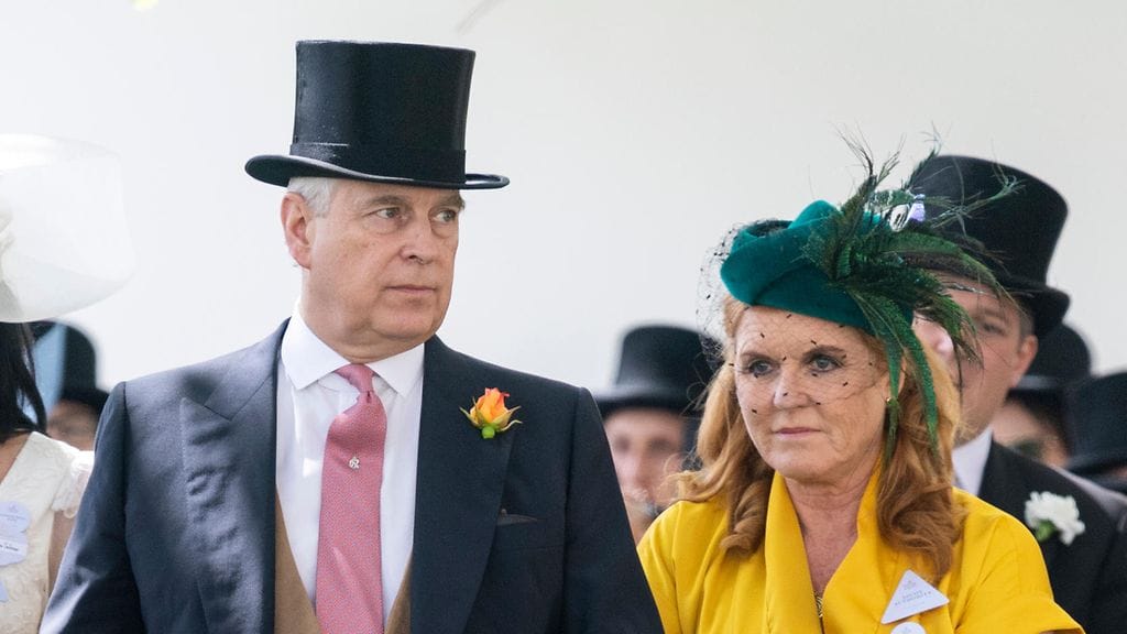 Prinssi Andrew ja herttuatar Sarah eivät vietä joulua yhdessä kuningas Charlesin ja muiden kuninkaallisten kanssa.