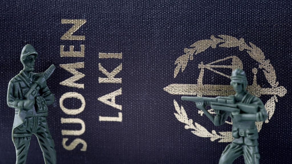 Hallinto-oikeuden mukaan irtisanomiselle oli riittävät perusteet,vaikka käräjäoikeuden tuomio ei ollut lainvoimainen.