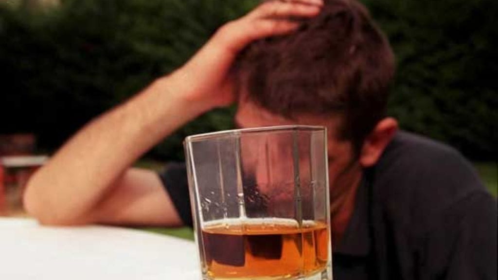 Kostean juhlaillan jälkeen hauskanpito voi kostautua.