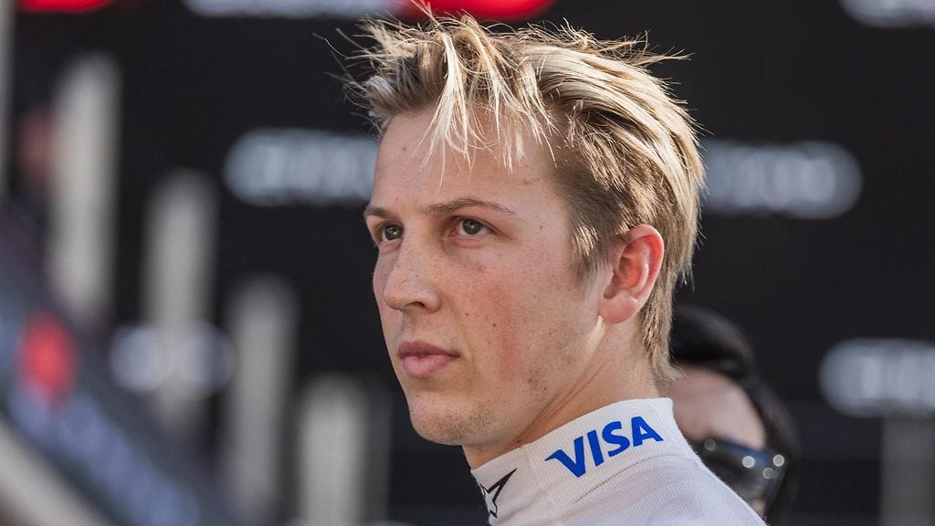 Liam Lawson, 22, on F1-talli Red Bullin uusi kisakuljettaja kaudella 2025.
