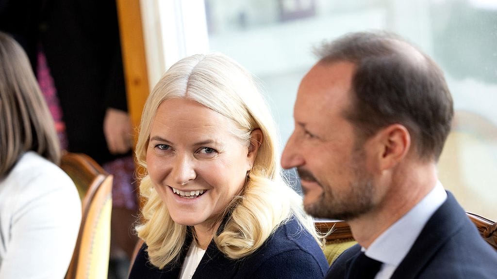 Iso-Britannia saa vuosittain näyttävän joululahjan Norjan hovilta – komeilee keskellä tunnetuinta turistiaukiota