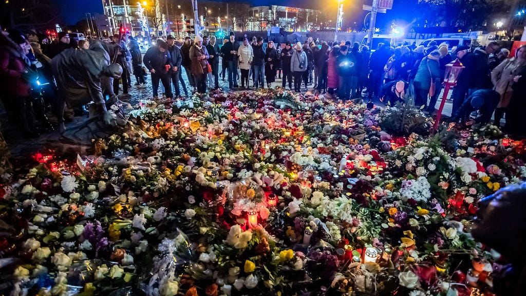 LK Madgeburg kynttilät 22122024