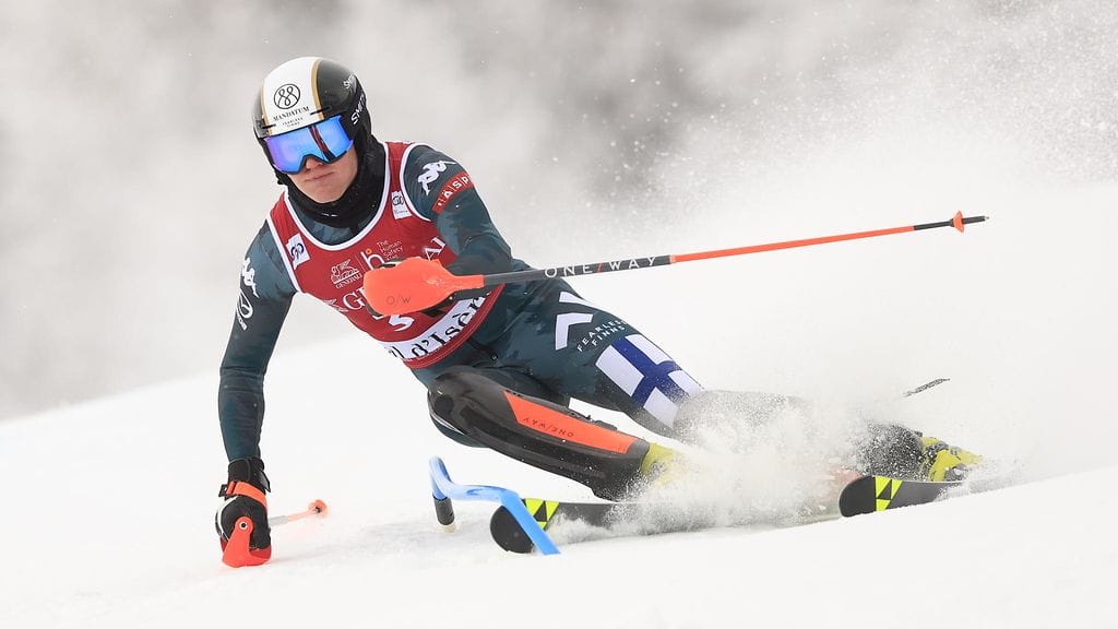 Eduard Hallberg aloitti lupaavasti, mutta sortui sittemmin kohtalokkaaseen virheeseen.