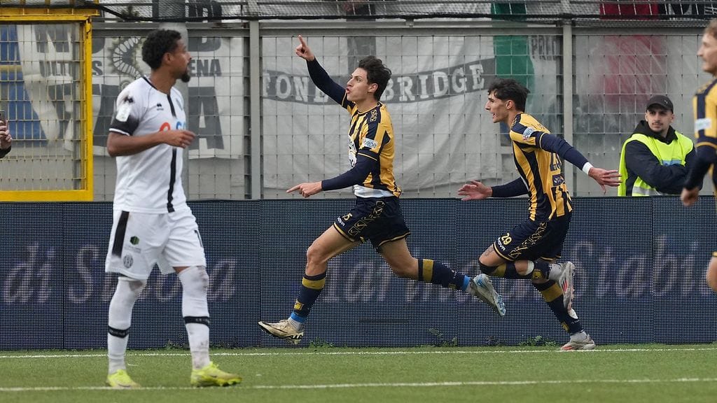 Romano Floriani Mussolini tuuletti maaliaan Italiassa.