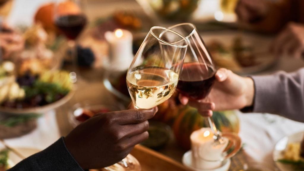 Vegaaninen viini on kananmuna- ja maitoallergikoille varma valinta.