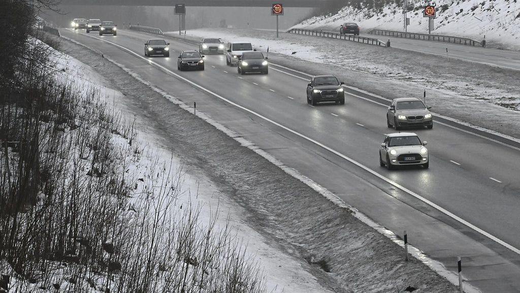 Ilmatieteen laitos on antanut tälle päivälle varoituksia huonosta ajokelistä Lappiin. Kuvituskuva.