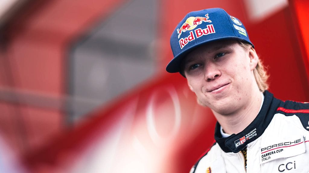 Kalle Rovanperä tykästyi uuteen lajiin.