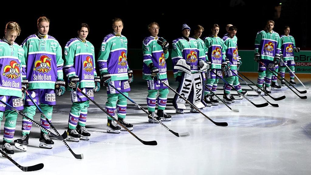 Jokerien ottelun alku viivästyi.