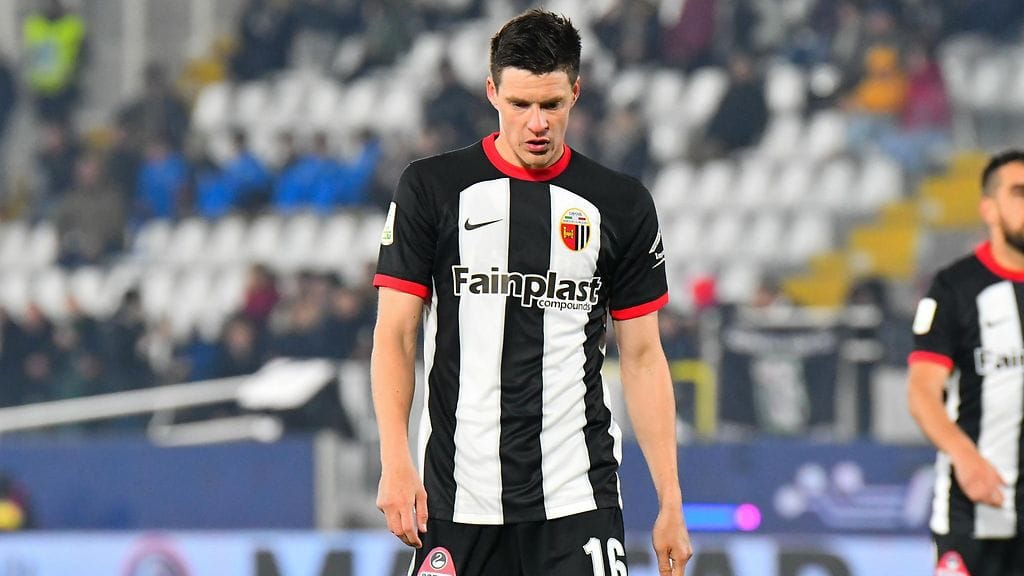 Sauli Väisänen, 30, siirtyy kaksivuotisella sopimuksella Ilvekseen.