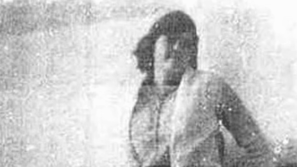 Tämä poliisin julkaisema kuva Sheila Foxista johti vanhan katoamistapauksen ratkeamiseen.