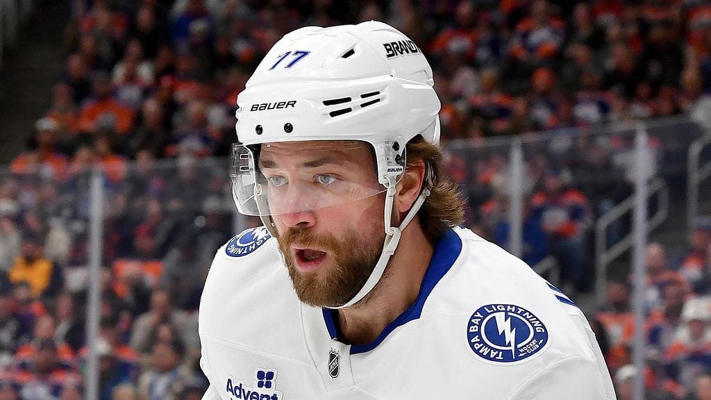 Tampa Bay Lightningin kapteeni Victor Hedman koki kovia.