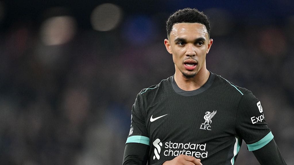 Liverpoolin Trent Alexander-Arnold on kovien siirtohuhujen kohteena.