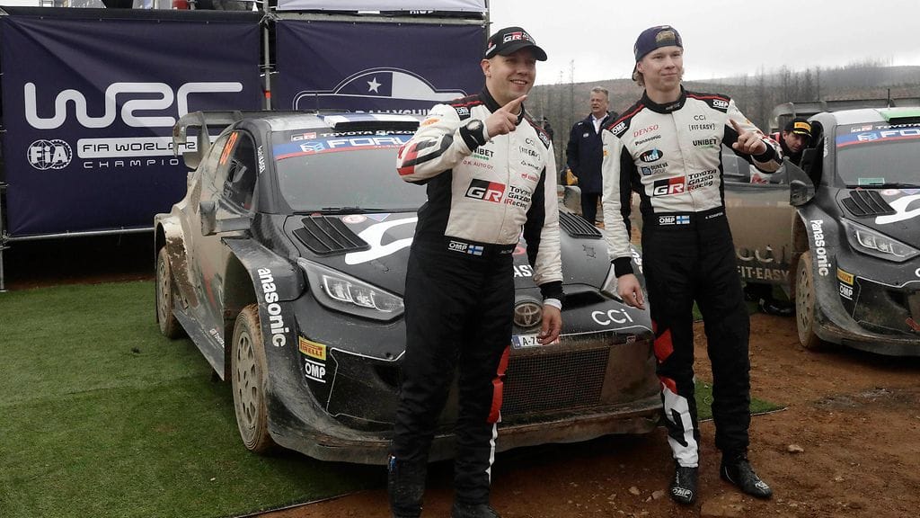 Kalle Rovanperä (oik.) ja Jonne Halttunen palaavat täysipainoisesti rallin MM-sarjaan.