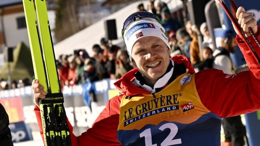 Jan Thomas Jenssen riemuitsi yhdistelmäkilpailun kolmannesta sijastaan Val di Fiemmessä.