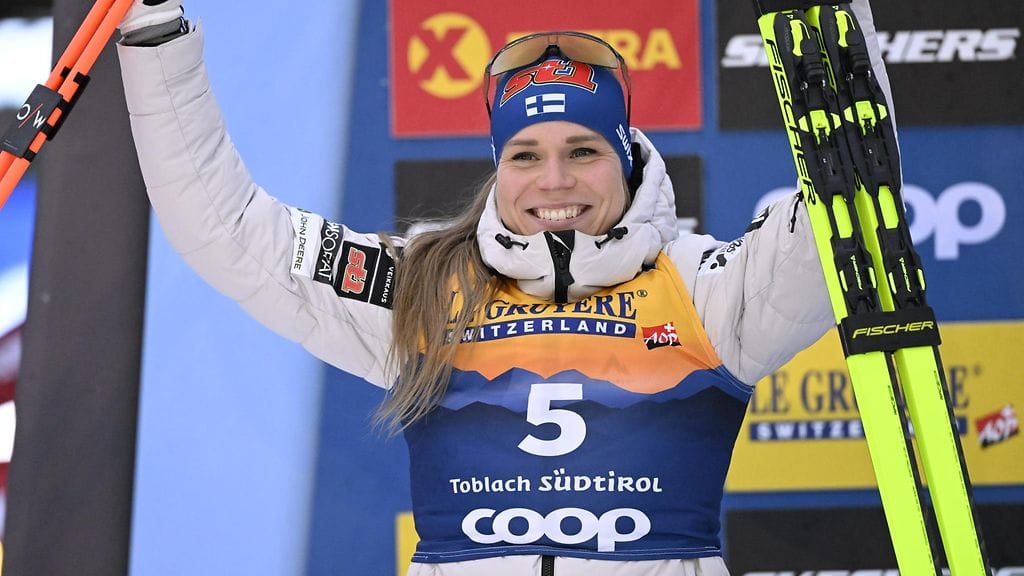 Jasmi Joensuu oli ilahtunut palkintokorokesuorituksen arvoisesta onnistumisestaan Tour de Skin aikana.