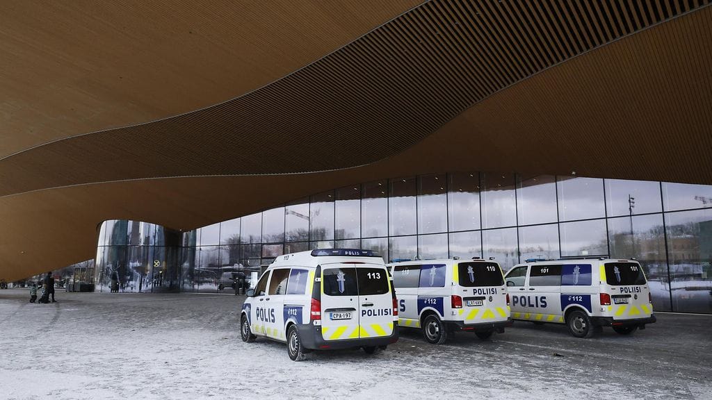 poliisi oodi loppiainen