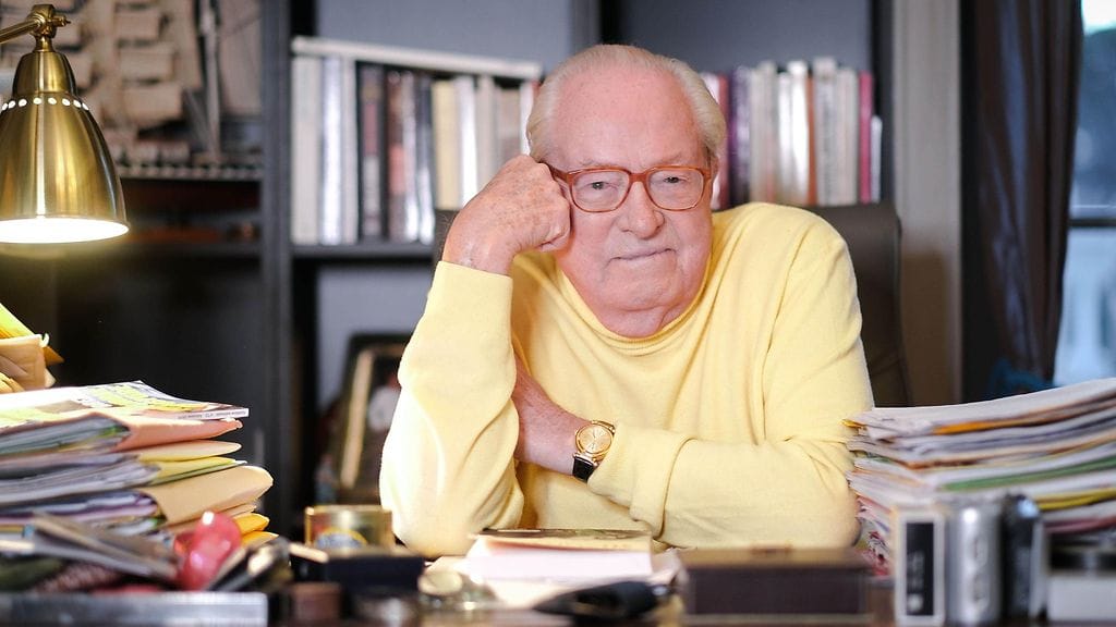 AOP Jean Marie Le Pen kuvattiin kotonaan Pariisissa Ranskassa 13. joulukuuta 2019.