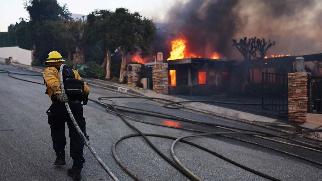 LK Los Angeles maastopalo 8 08012025