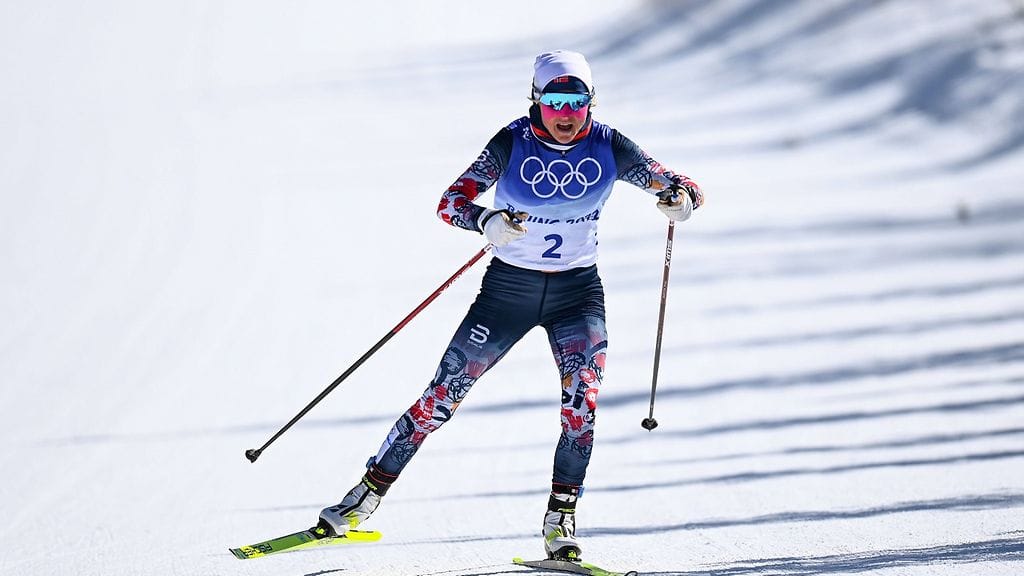 Therese Johaug voitti Pekingin olympialaisissa kolme kultaa.