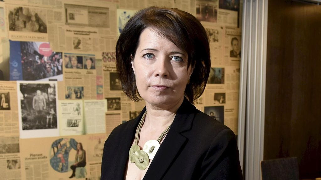 Journalistiliiton puheenjohtaja Hanne Aho jättää tehtävänsä.