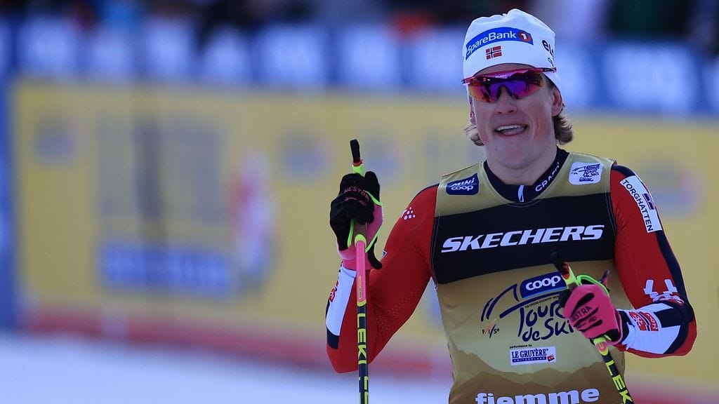 Johannes Hösflot Kläbon poisjäänti ensi viikolla Gåsbussa järjestettävistä Norjan mestaruuskisoista ei miellytä kaikkia.