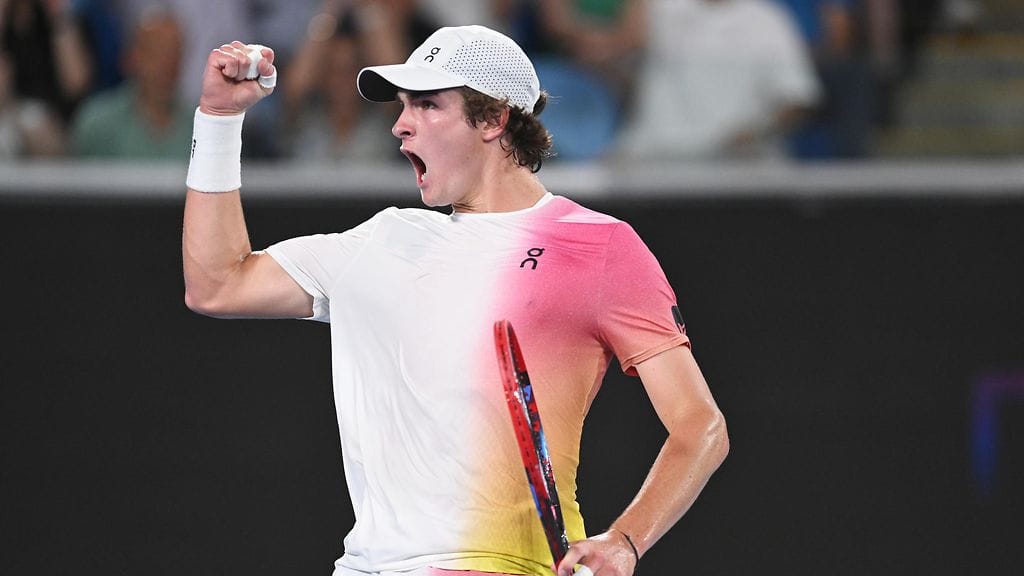 Joao Fonseca, 18, järjesti jättiyllätyksen Australian avoimissa.